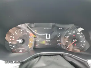 2024 Jeep Compass Sport z VIN 3C4NJDAN6RT163210, wystawiony jako Copart lot #51369215 z przebiegiem 13 575 mil mil oraz Szkoda całkowita • Salvage title. Historia ofert i sprzedaży dostępna na DreamBid. Obrazek 9.