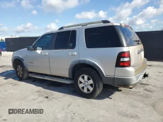 2007 Ford Explorer XLT z VIN 1FMEU73867UA47570, wystawiony jako Copart lot #56830095 z przebiegiem 207 932 mil mil oraz Szkoda całkowita • Salvage title. Historia ofert i sprzedaży dostępna na DreamBid. Obrazek 2.