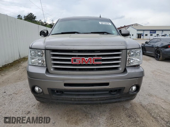 2013 GMC Sierra 1500 SLT with VIN 3GTP2WE25DG159541, listed as a Copart auction lot 50726235 with 46,039 mi miles and Salvage title. Bid and sale history available at DreamBid. Image 5.