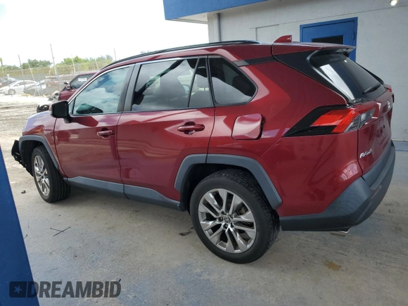2021 Toyota RAV4 XLE Premium with VIN 2T3C1RFV2MW164644, listed as a Copart auction lot 65607935 with 19,667 mi miles and Salvage title. Bid and sale history available at DreamBid. Image 2.
