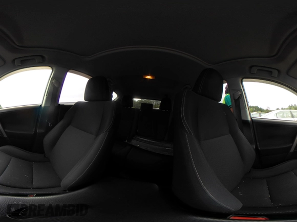 2013 Toyota RAV4 XLE с VIN JTMRFREV9DD012712, выставлен на аукционе IAAI как лот 42582413 с пробегом 157 938 миль миль и . История ставок и продаж доступна на DreamBid. Изображение 18.