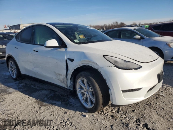 2024 Tesla Model Y с VIN 7SAYGDED5RF086943, выставлен на аукционе Copart как лот 43781735 с пробегом 11 954 миль миль и Списание • Salvage title. История ставок и продаж доступна на DreamBid. Изображение 4.