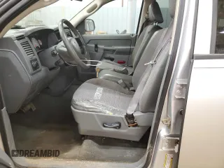 2007 Dodge 1500 ST z VIN 1D7HA18K97J603924, wystawiony jako Copart lot #46283675 z przebiegiem Nie podano mil oraz Szkoda całkowita • Salvage title. Historia ofert i sprzedaży dostępna na DreamBid. Obrazek 7.
