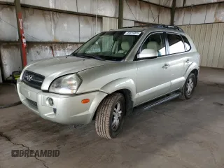 2008 Hyundai Tucson SE with VIN KM8JN12D38U853200, listed as a Copart auction lot 45815025 with 179,088 mi miles and Clean Title. Bid and sale history available at carsss.com. Image 1.