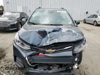 2022 Chevrolet Trax LT with VIN KL7CJPSM3NB540129, listed as a Copart auction lot 63597584 with 32,087 mi miles and Salvage title. Bid and sale history available at DreamBid. Image 5.
