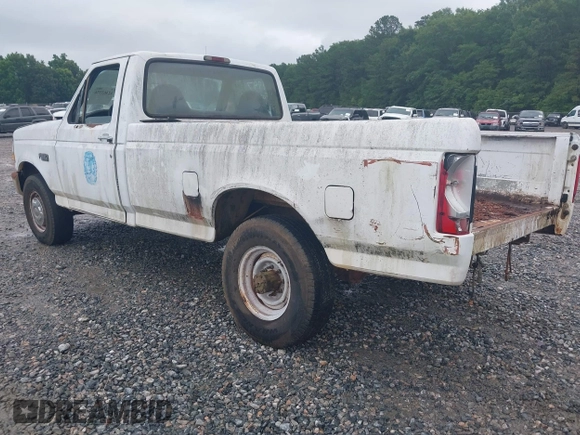 1996 Ford F-250 с VIN 2FTHF25H8TCA53537, выставлен на аукционе IAAI как лот 42463376 с пробегом Не указан миль и . История ставок и продаж доступна на DreamBid. Изображение 3.