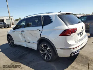 2024 Volkswagen Tiguan SEL R-Line with VIN 3VV4B7AX9RM043389, listed as a Copart auction lot 48455955 with 8,707 mi miles and Salvage Title. Bid and sale history available at carsss.com. Image 2.