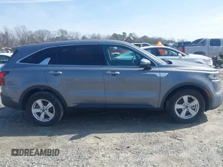 2022 Kia Sorento LX with VIN 5XYRG4LC8NG122154, listed as a IAAI auction lot 41590659 with 15,619 mi miles. Bid and sale history available at carsss.com. Image 12.