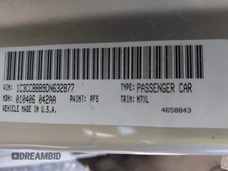 2013 Chrysler 200 Touring with VIN 1C3CCBBB9DN632877, listed as a IAAI auction lot 41935934 with 156,677 mi miles. Bid and sale history available at carsss.com. Image 9.