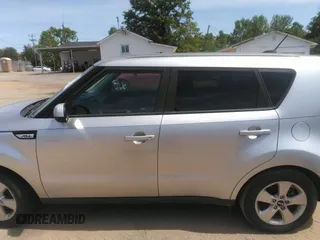 2018 Kia Soul with VIN KNDJN2A2XJ7608165, listed as a IAAI auction lot 42070027 with 85,901 mi miles. Bid and sale history available at carsss.com. Image 14.