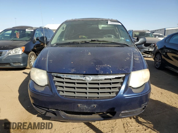 2006 Chrysler Town & Country LWB Touring with VIN 2A4GP54L06R809471, listed as a Copart auction lot 73347274 with 164,034 mi miles and Salvage Title. Bid and sale history available at carsss.com. Image 5.