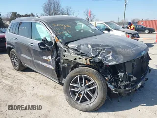 2019 Jeep Grand Cherokee Limited z VIN 1C4RJFBG4KC796819, wystawiony jako IAAI lot #41786433 z przebiegiem 61 887 mil mil oraz . Historia ofert i sprzedaży dostępna na DreamBid. Obrazek 1.