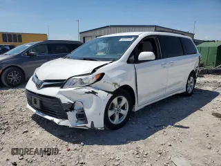 2019 Toyota Sienna LE Auto Access Seat with VIN 5TDKZ3DC3KS017900, listed as a Copart auction lot 54255145 with 79,860 mi miles and Salvage title. Bid and sale history available at DreamBid. Image 1.
