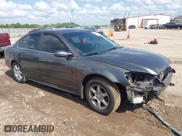 2005 Nissan Altima 2.5 S with VIN 1N4AL11D65C272888, listed as a IAAI auction lot 41895448 with 140,928 mi miles. Bid and sale history available at carsss.com. Image 1.