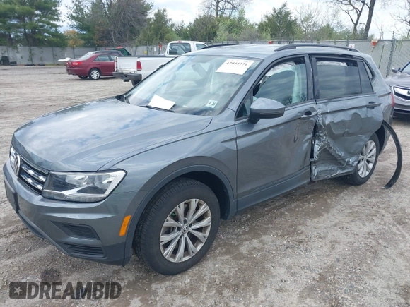 2020 Volkswagen Tiguan S с VIN 3VV1B7AX3LM103449, выставлен на аукционе IAAI как лот 42044171 с пробегом 45 195 миль миль и . История ставок и продаж доступна на DreamBid. Изображение 17.