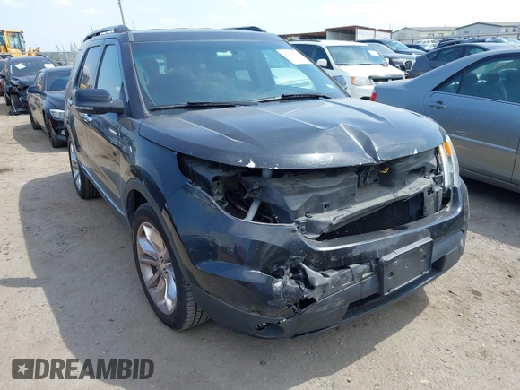 2013 Ford Explorer XLT z VIN 1FM5K7D80DGB40342, wystawiony jako IAAI lot #42299538 z przebiegiem 115 057 mil mil oraz . Historia ofert i sprzedaży dostępna na DreamBid. Obrazek 1.