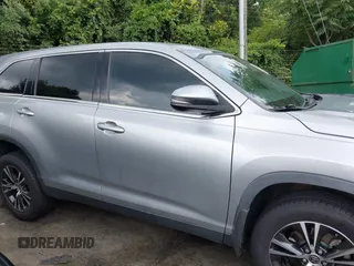 2019 Toyota Highlander LE with VIN 5TDZZRFH6KS367645, listed as a IAAI auction lot 42613410 with 77,266 mi miles and . Bid and sale history available at DreamBid. Image 13.