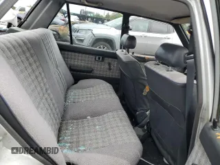 1986 Toyota Corolla с VIN JT2AE82E7G3353012, выставлен на аукционе Copart как лот 68646544 с пробегом 176 256 миль миль и Чистый • Clean title. История ставок и продаж доступна на DreamBid. Изображение 11.