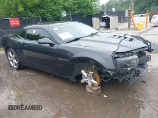 2015 Chevrolet Camaro SS with VIN 2G1FK1EJ3F9241375, listed as a IAAI auction lot 42410332 with 90,000 mi miles and . Bid and sale history available at DreamBid. Image 1.