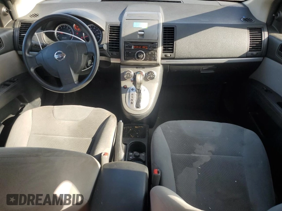 2012 Nissan Sentra 2.0 z VIN 3N1AB6AP7CL646241, wystawiony jako Copart lot #53351655 z przebiegiem 144 454 mil mil oraz Szkoda całkowita • Salvage title. Historia ofert i sprzedaży dostępna na DreamBid. Obrazek 8.