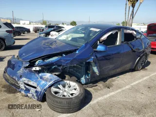 2024 Tesla Model Y Long Range z VIN 7SAYGDEE7RA214783, wystawiony jako Copart lot #51341065 z przebiegiem Nie podano mil oraz Szkoda całkowita • Salvage title. Historia ofert i sprzedaży dostępna na DreamBid. Obrazek 1.