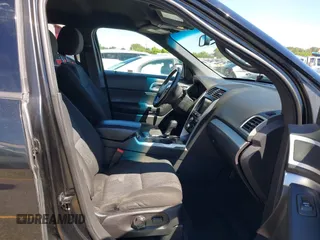 2014 Ford Explorer XLT with VIN 1FM5K8D83EGB11697, listed as a IAAI auction lot 42203447 with 155,027 mi miles and . Bid and sale history available at carsss.com. Image 5.
