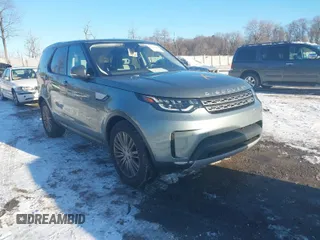 2017 Land Rover Discovery HSE Luxury with VIN SALRHBBV1HA018882, listed as a IAAI auction lot 41266268 with 105,856 mi miles. Bid and sale history available at carsss.com. Image 1.