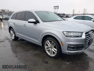 2017 Audi Q7 Prestige with VIN WA1VAAF74HD053733, listed as a IAAI auction lot 41718388 with 114,189 mi miles. Bid and sale history available at carsss.com. Image 1.
