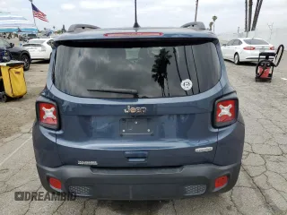 2020 Jeep Renegade Latitude z VIN ZACNJABB5LPL31028, wystawiony jako Copart lot #55539615 z przebiegiem 154 396 mil mil oraz Szkoda całkowita • Salvage title. Historia ofert i sprzedaży dostępna na DreamBid. Obrazek 6.