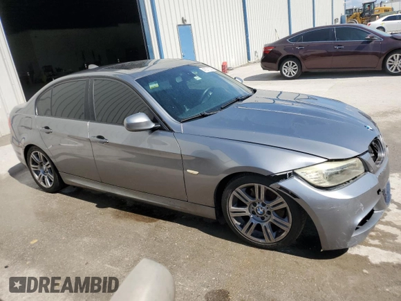 2009 BMW 3 Series 328i z VIN WBAPH73589A174524, wystawiony jako Copart lot #47071035 z przebiegiem Nie podano mil oraz Szkoda całkowita • Salvage title. Historia ofert i sprzedaży dostępna na DreamBid. Obrazek 4.