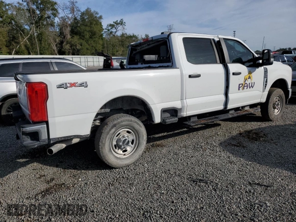 2023 Ford F-250 XL z VIN 1FT8W2BA8PEC30269, wystawiony jako Copart lot #38563784 z przebiegiem 28 989 mil mil oraz Szkoda całkowita • Salvage title. Historia ofert i sprzedaży dostępna na DreamBid. Obrazek 3.