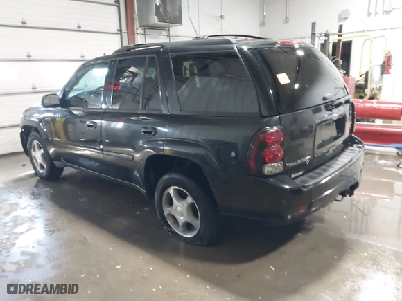2008 Chevrolet TrailBlazer Fleet w/2FL with VIN 1GNDT13S582205123, listed as a IAAI auction lot 41697053 with 123,097 mi miles. Bid and sale history available at carsss.com. Image 3.