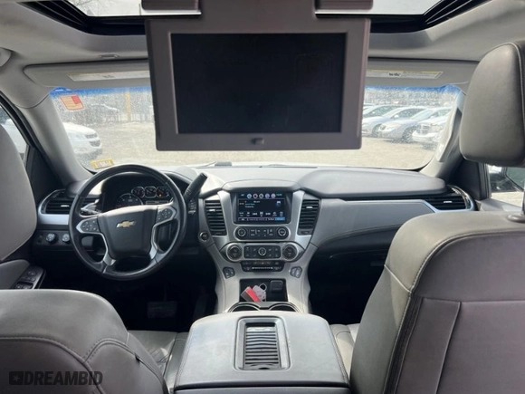 2016 Chevrolet Suburban LT with VIN 1GNSKHKC9GR311870, listed as a IAAI auction lot 41821574 with 245,820 mi miles. Bid and sale history available at carsss.com. Image 10.