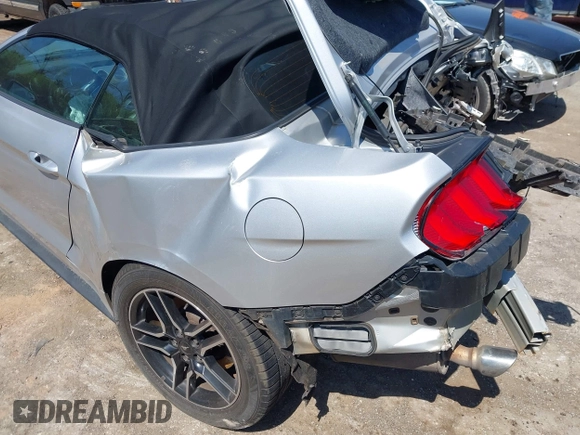 2018 Ford Mustang EcoBoost Premium с VIN 1FATP8UH1J5110038, выставлен на аукционе IAAI как лот 41978639 с пробегом 63 912 миль миль и . История ставок и продаж доступна на DreamBid. Изображение 6.