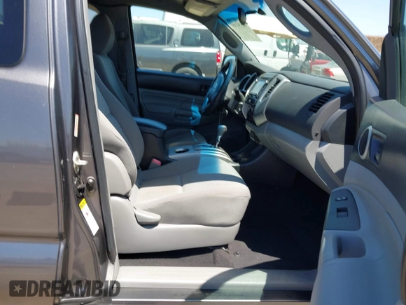 2014 Toyota Tacoma PreRunner with VIN 5TFTU4GN2EX063433, listed as a IAAI auction lot 42550709 with 167,990 mi miles and . Bid and sale history available at DreamBid. Image 5.