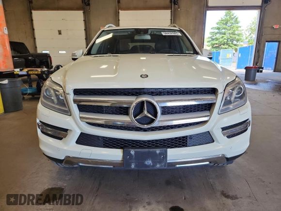 2013 Mercedes-Benz GL 450 z VIN 4JGDF7CE2DA232952, wystawiony jako Copart lot #58432985 z przebiegiem 190 989 mil mil oraz Czysty tytuł • Clean title. Historia ofert i sprzedaży dostępna na DreamBid. Obrazek 5.