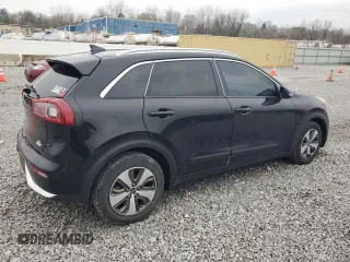 2017 Kia Niro EX with VIN KNDCC3LC5H5069549, listed as a Copart auction lot 52668805 with 177,472 mi miles and Clean Title. Bid and sale history available at carsss.com. Image 3.