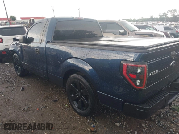 2014 Ford F-150 XL with VIN 1FTMF1CF7EKE73718, listed as a IAAI auction lot 42662490 with 132,762 mi miles and . Bid and sale history available at DreamBid. Image 3.