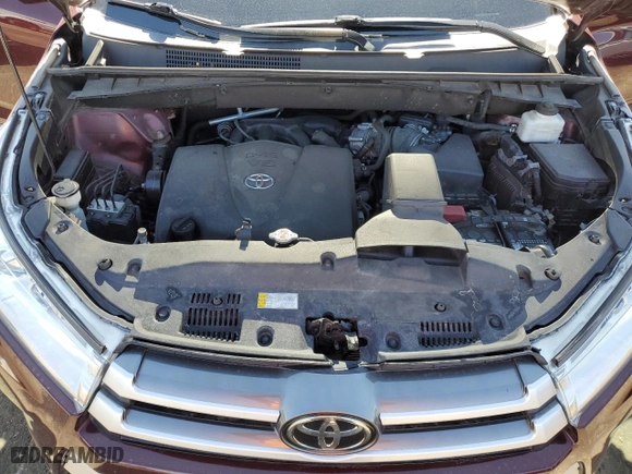 2019 Toyota Highlander SE with VIN 5TDJZRFHXKS735130, listed as a Copart auction lot 48136405 with 81,461 mi miles and Salvage Title. Bid and sale history available at carsss.com. Image 13.