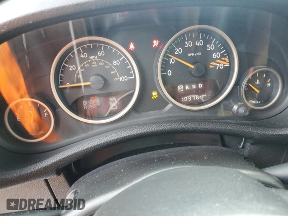 2016 Jeep Wrangler Sahara z VIN 1C4AJWBG3GL286692, wystawiony jako Copart lot #51988555 z przebiegiem 109 764 mil mil oraz Szkoda całkowita • Salvage title. Historia ofert i sprzedaży dostępna na DreamBid. Obrazek 9.