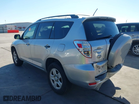 2010 Toyota RAV4 z VIN 2T3ZF4DVXAW038075, wystawiony jako IAAI lot #40422528 z przebiegiem 186 150 mil mil oraz . Historia ofert i sprzedaży dostępna na DreamBid. Obrazek 3.
