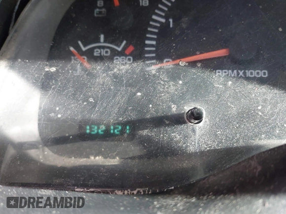 2000 Dodge Dakota SLT with VIN 1B7GG22X5YS655335, listed as a IAAI auction lot 41275339 with 132,121 mi miles and . Bid and sale history available at carsss.com. Image 15.
