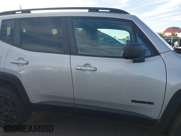 2018 Jeep Renegade Sport with VIN ZACCJBAB4JPH47649, listed as a IAAI auction lot 41615500 with 91,695 mi miles. Bid and sale history available at carsss.com. Image 13.