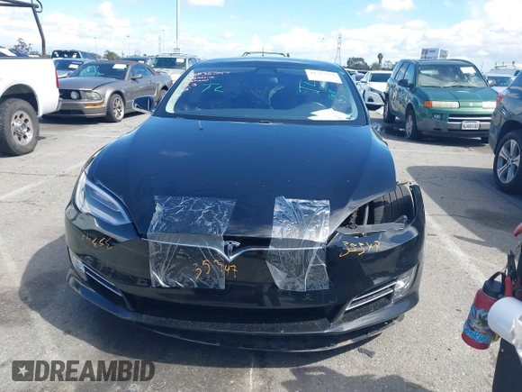 2019 Tesla Model S 75D с VIN 5YJSA1E22KF305722, выставлен на аукционе IAAI как лот 41765921 с пробегом 35 361 миль миль и . История ставок и продаж доступна на DreamBid. Изображение 20.
