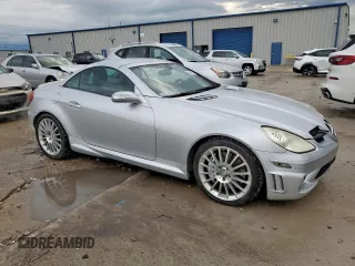 2005 Mercedes-Benz SLK 55 AMG z VIN WDBWK73F75F046800, wystawiony jako Copart lot #55657075 z przebiegiem 140 673 mil mil oraz Szkody całkowita. Historia ofert i sprzedaży dostępna na DreamBid. Obrazek 4.