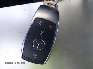 2019 Mercedes-Benz C 300 с VIN 55SWF8DB5KU322445, выставлен на аукционе IAAI как лот 42403051 с пробегом 43 465 миль миль и . История ставок и продаж доступна на DreamBid. Изображение 11.