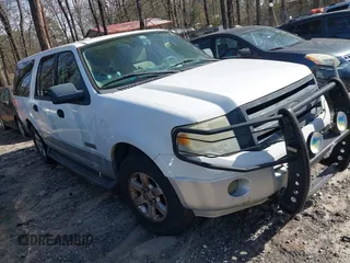 2008 Ford Expedition EL SSV with VIN 1FMFK16578LA61994, listed as a IAAI auction lot 41551877 with 263,264 mi miles. Bid and sale history available at carsss.com. Image 1.