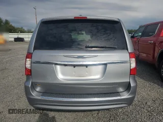 2016 Chrysler Town & Country Touring with VIN 2C4RC1BG4GR282061, listed as a Copart auction lot 68726324 with 139,247 mi miles and Clean Title. Bid and sale history available at DreamBid. Image 6.