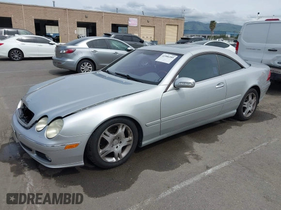 2003 Mercedes-Benz CL 5.0L with VIN WDBPJ75J23A033309, listed as a IAAI auction lot 41980289 with 174,484 mi miles. Bid and sale history available at carsss.com. Image 2.