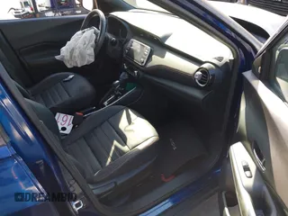 2019 Nissan Kicks S with VIN 3N1CP5CU5KL517856, listed as a IAAI auction lot 41976015 with 30,908 mi miles and . Bid and sale history available at carsss.com. Image 5.